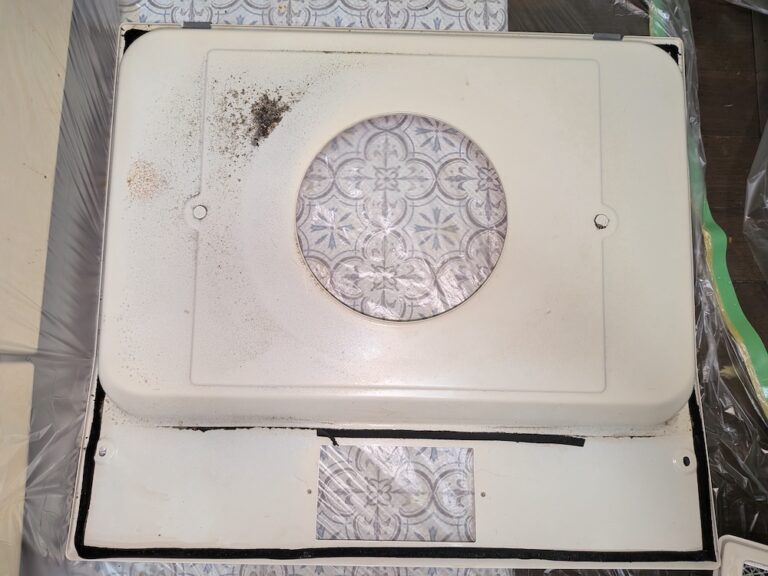 PXL_20250903_020817451